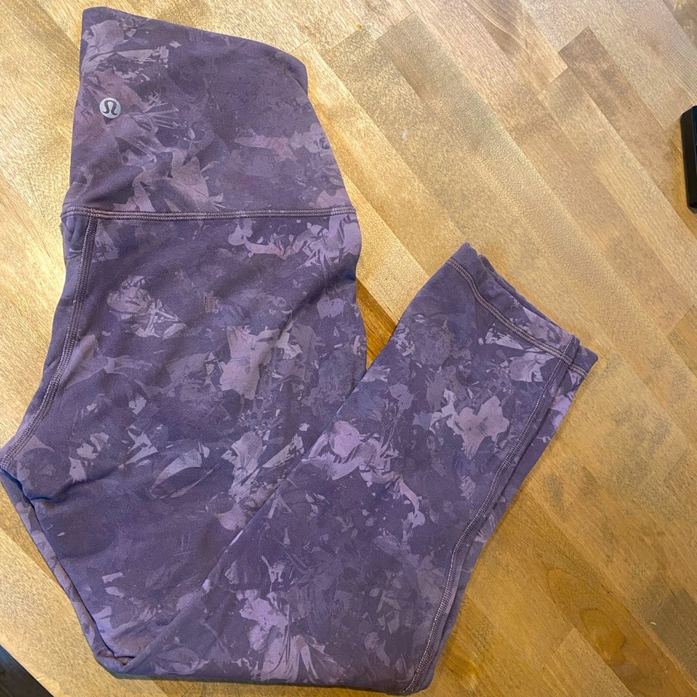 Lululemon Align 21” size 6